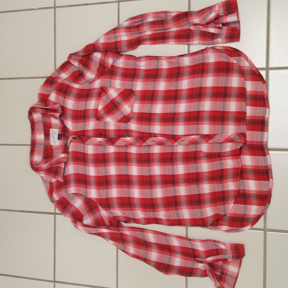 Universal Thread long sleeve shirt